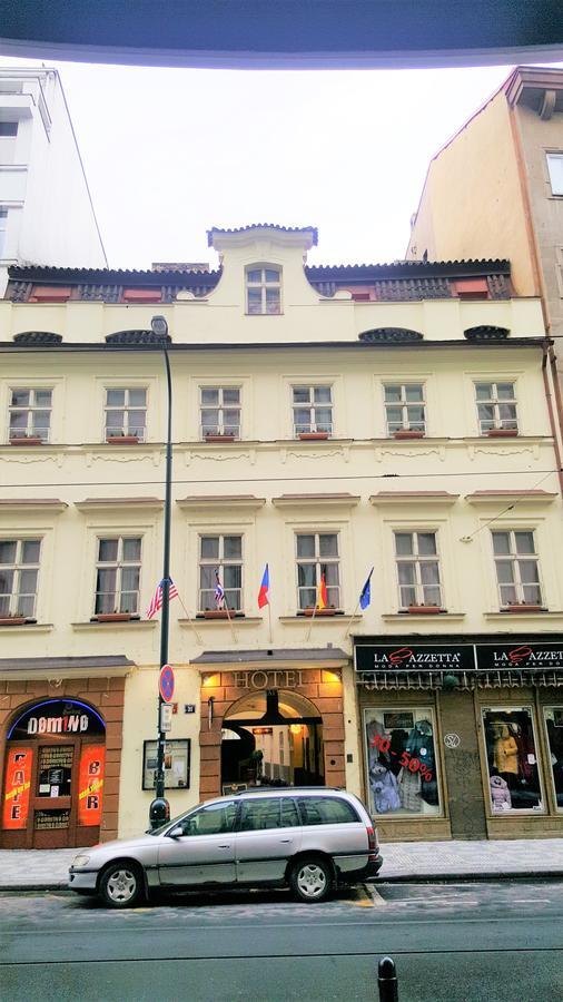 Hotel U Dvou Zlatych Klicu Prag Eksteriør billede